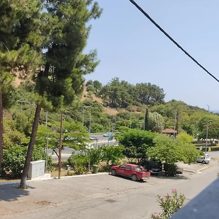 Matinas House Neos Panteleimonas