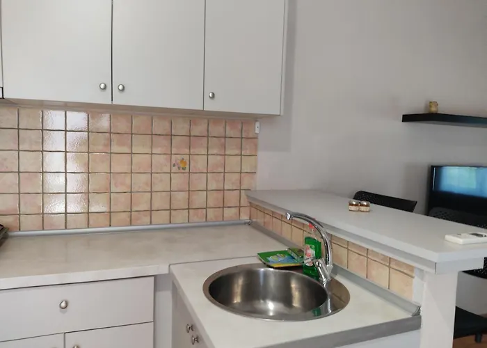 Matinas House Neos Panteleimonas